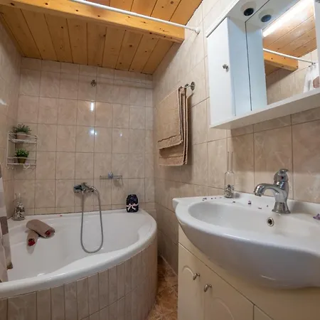 Natasa's Cozy House *